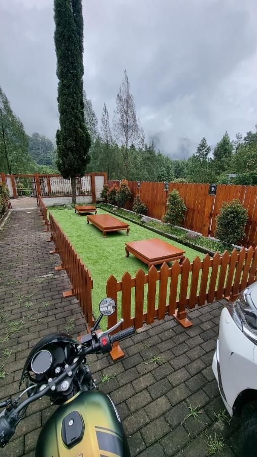 Arum Bromo Villas Ngadisari Bagian luar foto